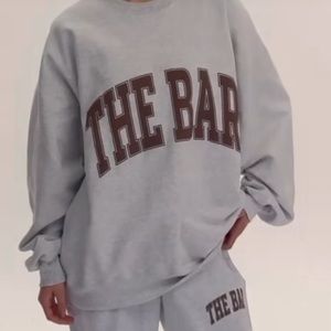 VARSITY SWEATSHIRT LT HEATHER GREY/CHOCOLATE